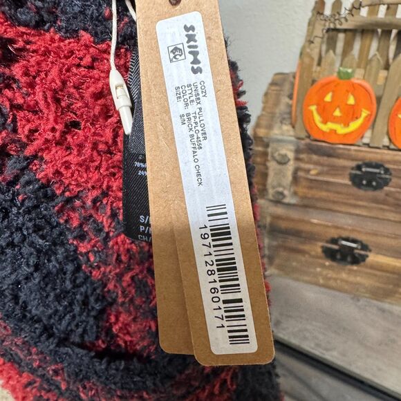 SKIMS Cozy Knit Pullover Sweater Red Black Brick Buffalo Plaid S/M Holiday Comfy - Picture 7 of 8